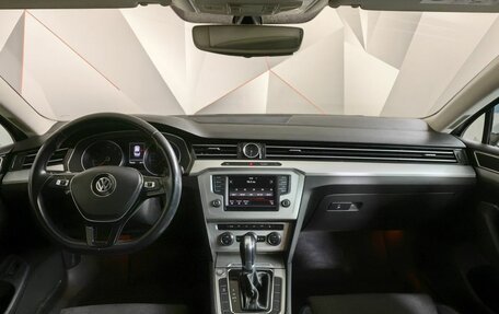 Volkswagen Passat B8 рестайлинг, 2015 год, 1 598 000 рублей, 14 фотография