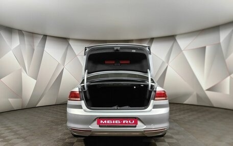 Volkswagen Passat B8 рестайлинг, 2015 год, 1 598 000 рублей, 12 фотография