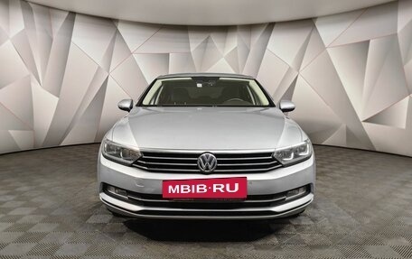 Volkswagen Passat B8 рестайлинг, 2015 год, 1 598 000 рублей, 7 фотография