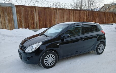 Hyundai i20 IB рестайлинг, 2010 год, 750 000 рублей, 2 фотография
