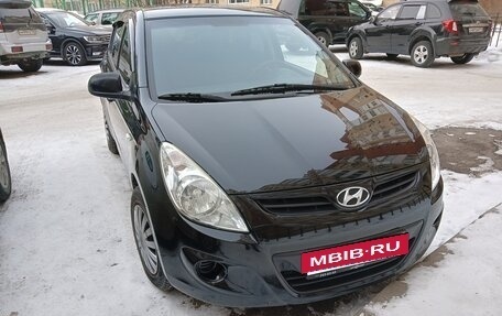 Hyundai i20 IB рестайлинг, 2010 год, 750 000 рублей, 18 фотография