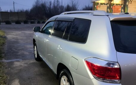 Toyota Highlander III, 2011 год, 2 300 000 рублей, 5 фотография