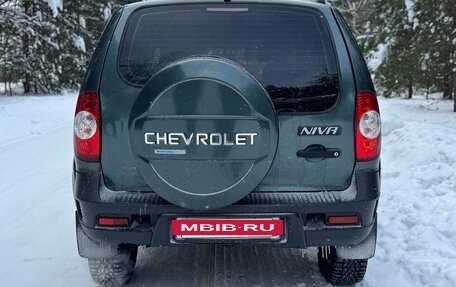 Chevrolet Niva I рестайлинг, 2010 год, 408 000 рублей, 4 фотография