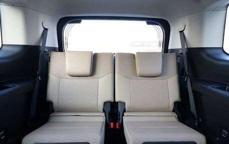 Toyota Land Cruiser Prado, 2025 год, 8 790 000 рублей, 9 фотография