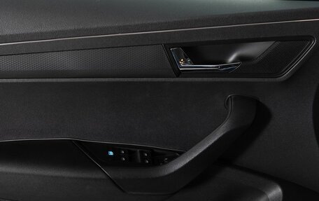 Skoda Karoq I, 2020 год, 2 220 000 рублей, 18 фотография