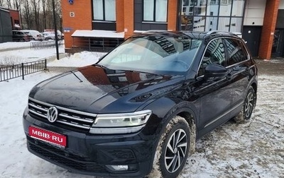 Volkswagen Tiguan II, 2018 год, 3 099 000 рублей, 1 фотография