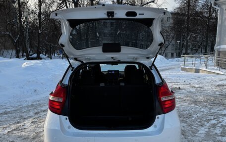 Toyota Yaris, 2021 год, 1 450 000 рублей, 8 фотография