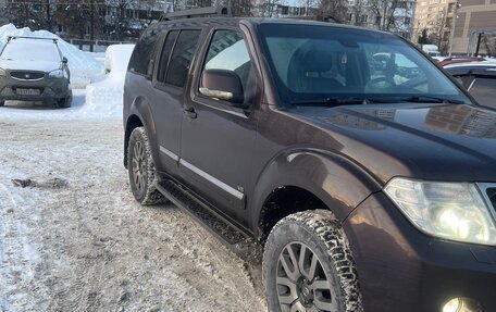 Nissan Pathfinder, 2011 год, 1 050 000 рублей, 2 фотография