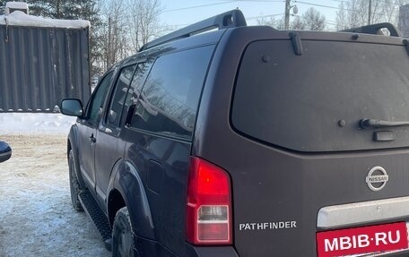 Nissan Pathfinder, 2011 год, 1 050 000 рублей, 4 фотография