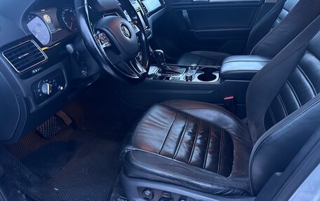 Volkswagen Touareg III, 2012 год, 1 960 000 рублей, 7 фотография