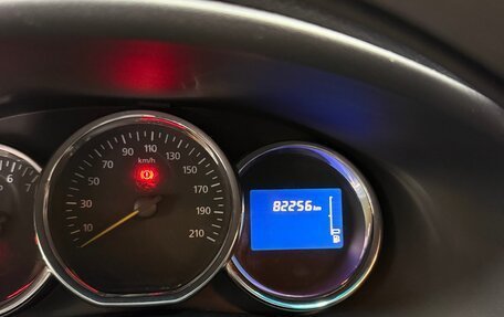 Renault Logan II, 2015 год, 745 000 рублей, 10 фотография