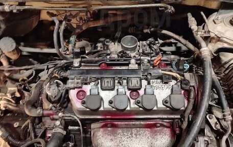 Honda Stream I рестайлинг, 2005 год, 600 000 рублей, 18 фотография