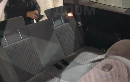 Honda Stream I рестайлинг, 2005 год, 600 000 рублей, 15 фотография