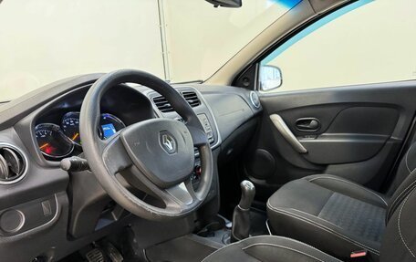 Renault Logan II, 2017 год, 710 000 рублей, 12 фотография