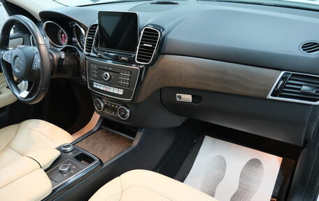 Mercedes-Benz GLE, 2017 год, 4 399 000 рублей, 23 фотография