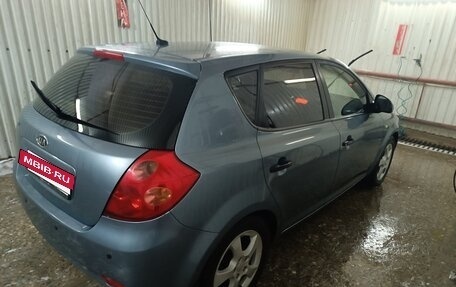 KIA cee'd I рестайлинг, 2008 год, 680 000 рублей, 11 фотография