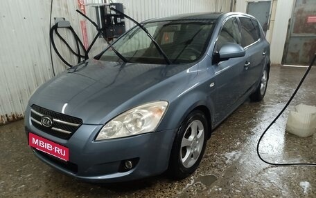 KIA cee'd I рестайлинг, 2008 год, 680 000 рублей, 14 фотография