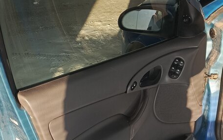 Ford Focus IV, 2000 год, 140 000 рублей, 12 фотография