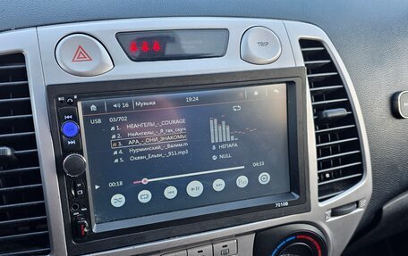 Hyundai i20 IB рестайлинг, 2010 год, 690 000 рублей, 13 фотография