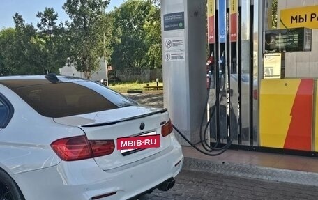 BMW 3 серия, 2012 год, 1 600 000 рублей, 3 фотография