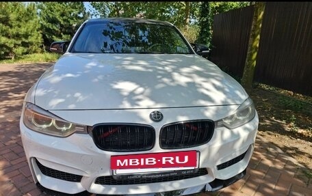 BMW 3 серия, 2012 год, 1 600 000 рублей, 9 фотография