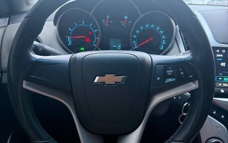 Chevrolet Cruze II, 2013 год, 700 000 рублей, 13 фотография