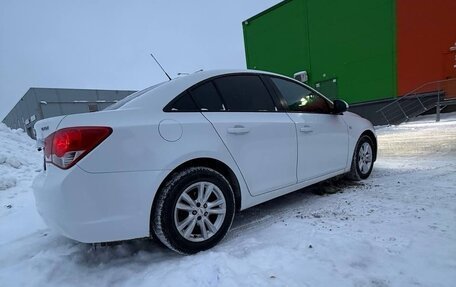 Chevrolet Cruze II, 2013 год, 700 000 рублей, 8 фотография