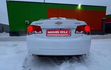Chevrolet Cruze II, 2013 год, 700 000 рублей, 6 фотография