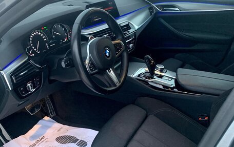 BMW 5 серия, 2019 год, 3 800 000 рублей, 14 фотография