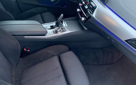 BMW 5 серия, 2019 год, 3 800 000 рублей, 9 фотография