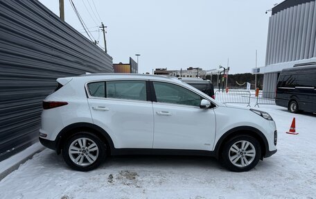 KIA Sportage IV рестайлинг, 2017 год, 2 300 000 рублей, 2 фотография