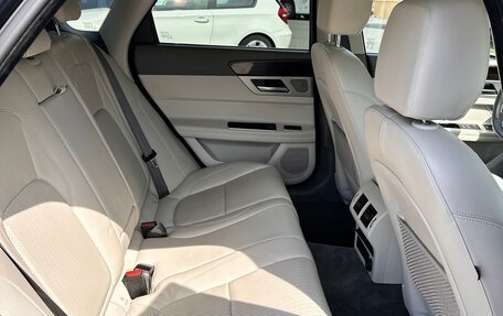 Jaguar XF II, 2016 год, 2 300 000 рублей, 19 фотография