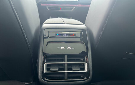 Volkswagen Tiguan, 2025 год, 5 300 000 рублей, 14 фотография