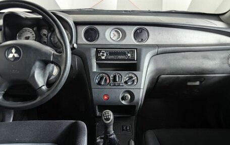 Mitsubishi Outlander III рестайлинг 3, 2008 год, 459 000 рублей, 13 фотография