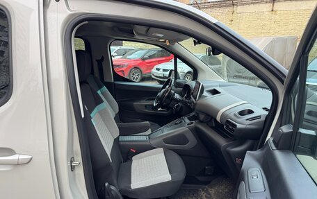 Citroen Berlingo III, 2019 год, 2 530 000 рублей, 14 фотография