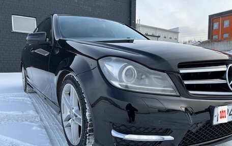 Mercedes-Benz C-Класс, 2011 год, 1 350 000 рублей, 4 фотография