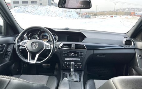 Mercedes-Benz C-Класс, 2011 год, 1 350 000 рублей, 16 фотография