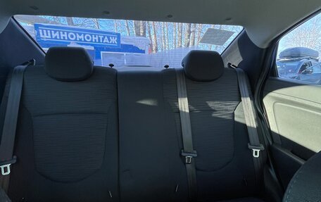 Hyundai Solaris II рестайлинг, 2016 год, 960 000 рублей, 9 фотография