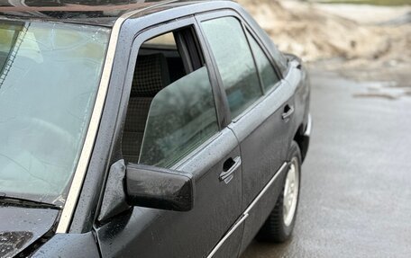 Mercedes-Benz E-Класс, 1993 год, 265 000 рублей, 9 фотография