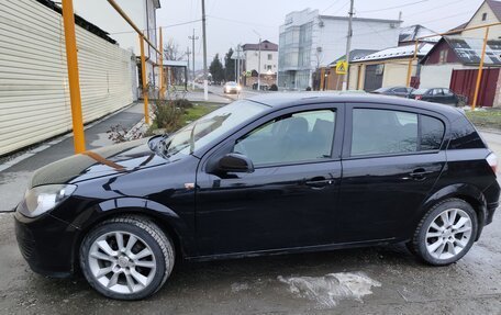 Opel Astra H, 2005 год, 330 000 рублей, 2 фотография