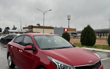 KIA Rio IV, 2020 год, 1 630 000 рублей, 2 фотография