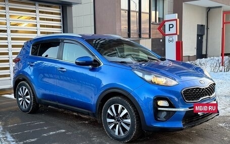 KIA Sportage IV рестайлинг, 2018 год, 1 830 000 рублей, 2 фотография