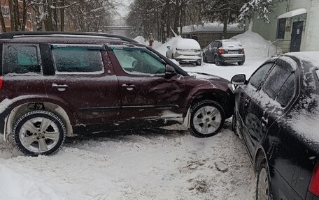 Skoda Yeti I рестайлинг, 2012 год, 450 000 рублей, 1 фотография