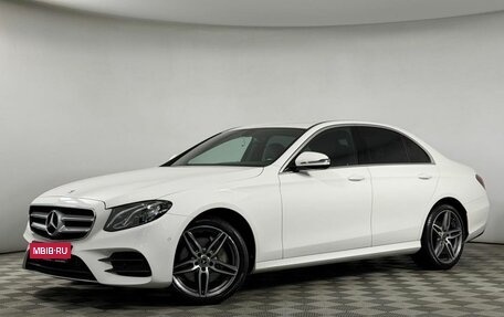 Mercedes-Benz E-Класс, 2018 год, 4 099 000 рублей, 1 фотография