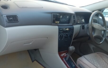 Toyota Corolla, 2002 год, 639 000 рублей, 3 фотография