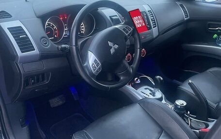 Mitsubishi Outlander III рестайлинг 3, 2012 год, 1 750 000 рублей, 21 фотография