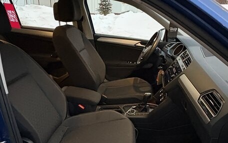 Volkswagen Tiguan II, 2020 год, 2 450 000 рублей, 5 фотография