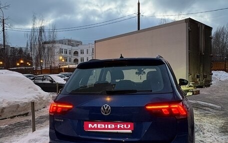 Volkswagen Tiguan II, 2020 год, 2 450 000 рублей, 3 фотография