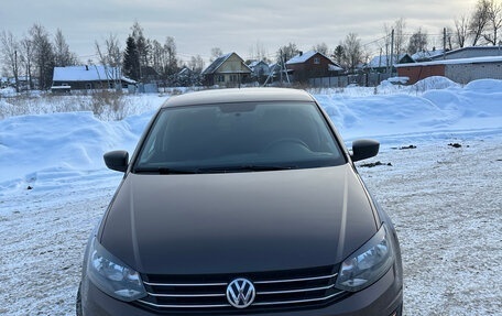 Volkswagen Polo VI (EU Market), 2016 год, 830 000 рублей, 2 фотография