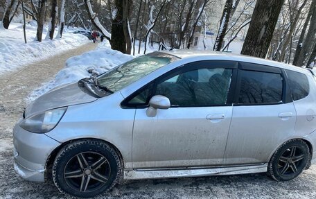 Honda Fit III, 2003 год, 320 000 рублей, 2 фотография